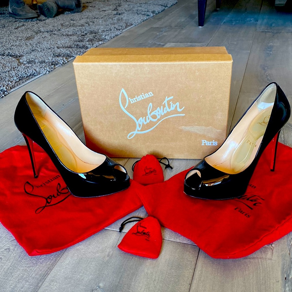 Louboutin Peep Toe heels